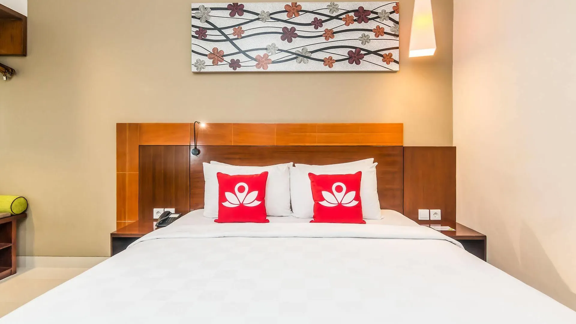 Zen Rooms Tuban Airport Kuta  3*, Kuta (Bali)